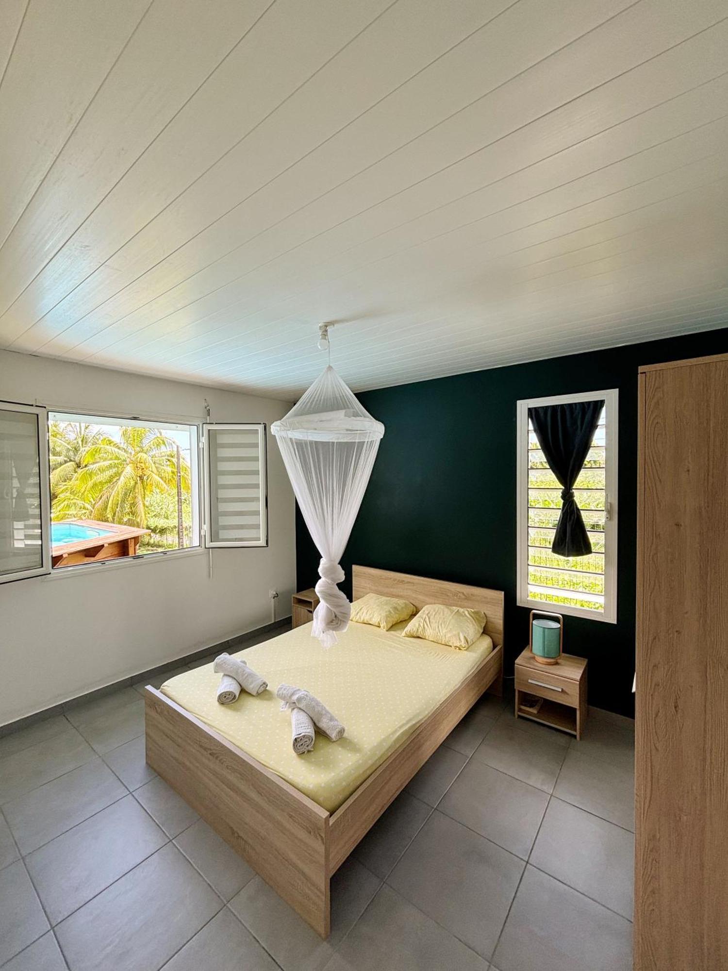 Bung'Hello Village, Piscine Et Parking Gratuit Trois-Rivieres Exterior photo